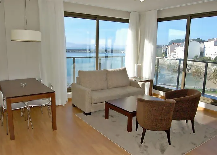 Turisticos Playa De Osmo Appartement Corme